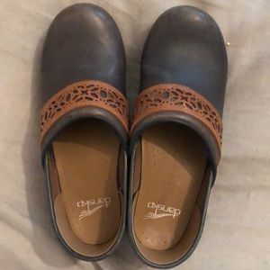 Dansko clogs - navy blue size EU 37- great used condition!